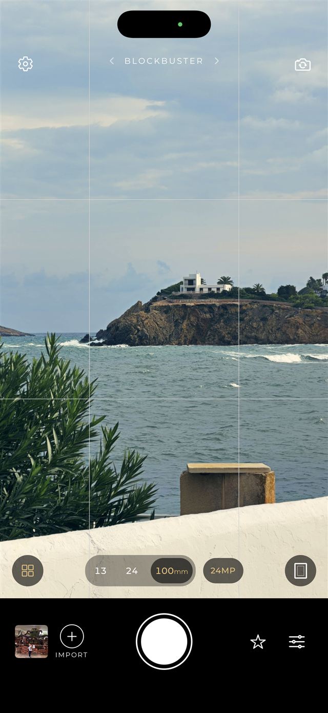 Telephoto view at 100 mm with the Blockbuster recipe